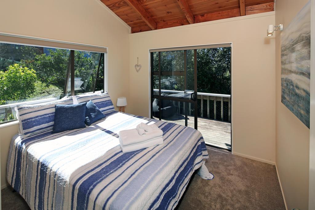 Church Bay Views - Stay Waiheke Oneroa Экстерьер фото